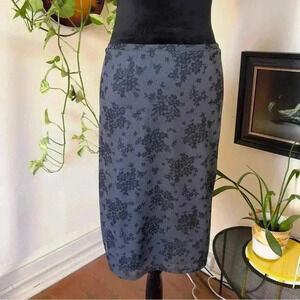 Vtg Express World Brand Grey Lace Midi Skirt - Size Medium